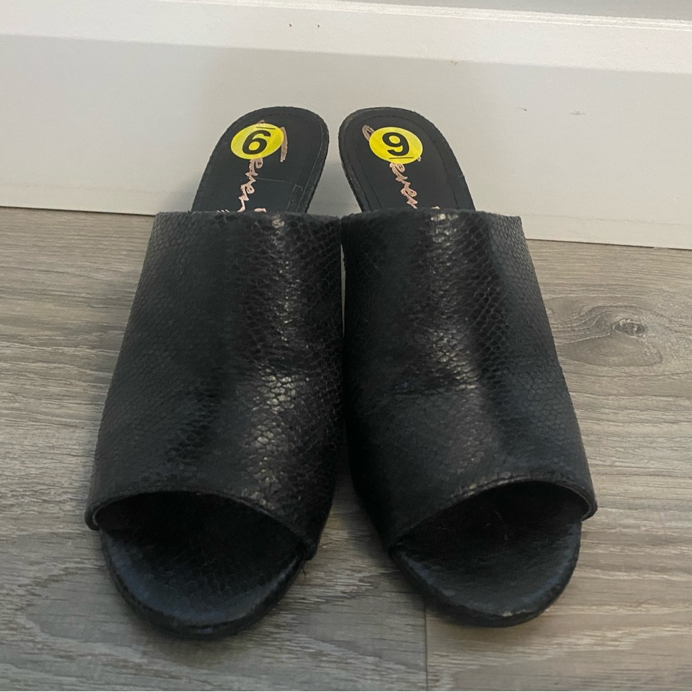 Black mules